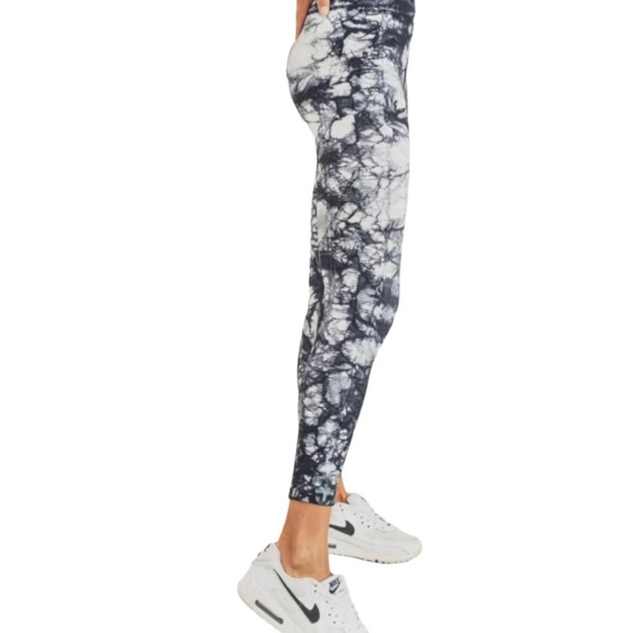Mono B ribbed tie-dyed seamless Leggings Tights S like new - Picture 3 of 5